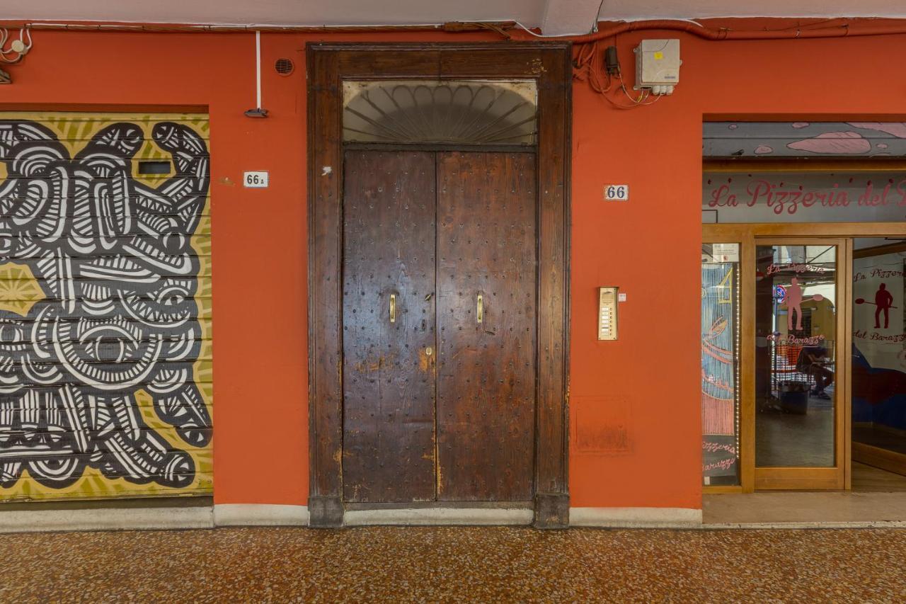 Mandala Central & Comfy Studio Болонья Экстерьер фото